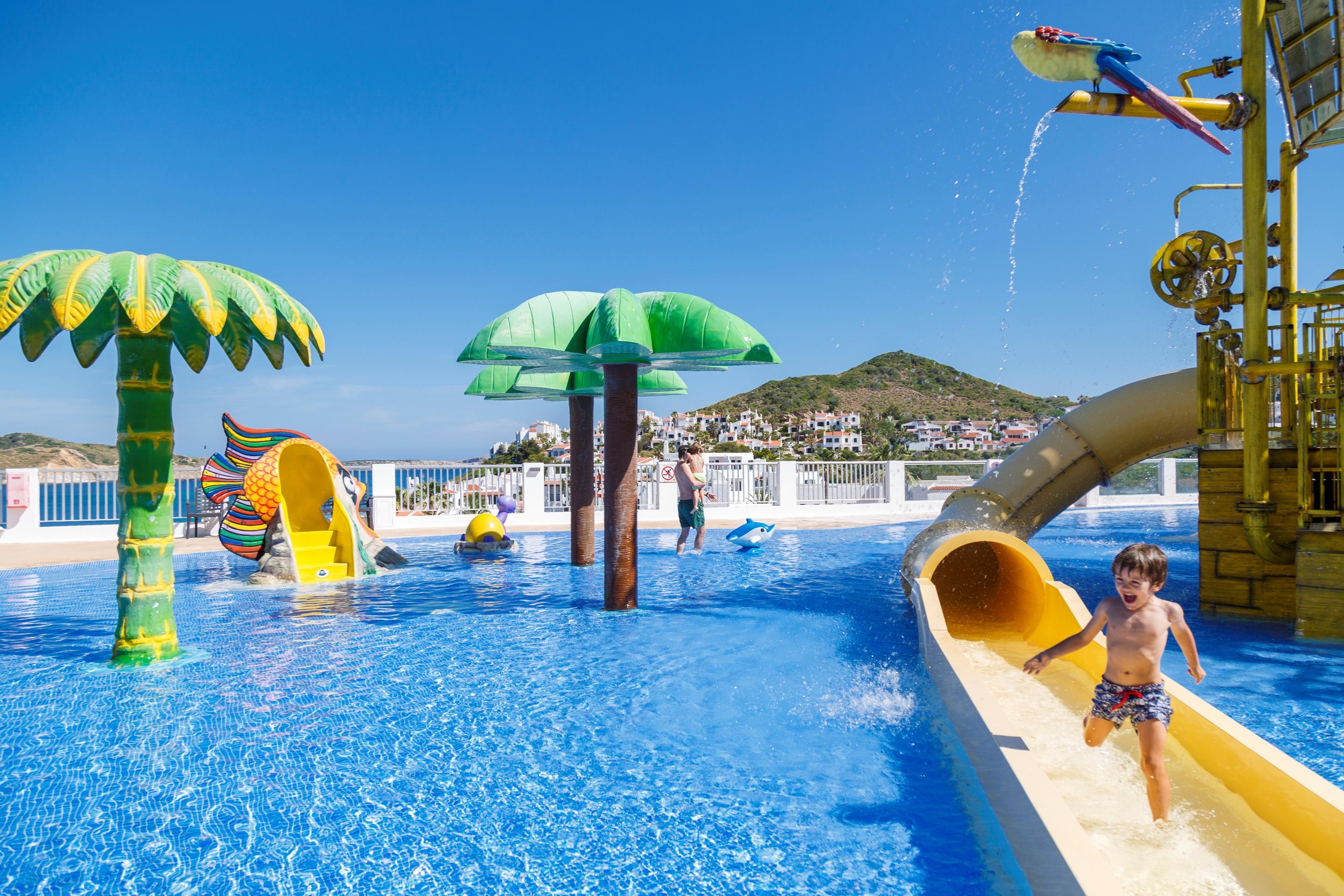 Fergus Club Carema Splash Playas De Fornells Konforlar fotoğraf